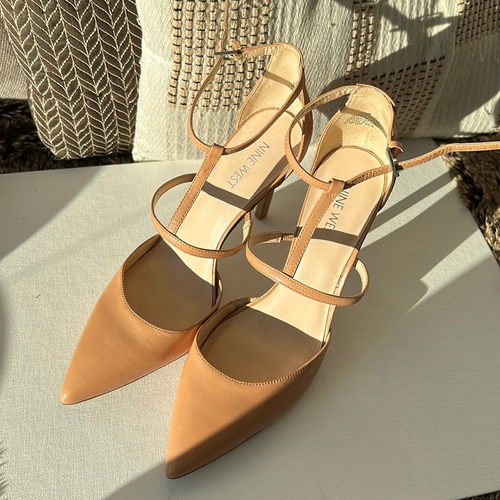 Nine West Tan Strappy Pointed-Toe Heels size 10.5